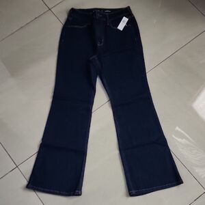 Brand New Old Navy Women's Deep Indigo Flare Jeans